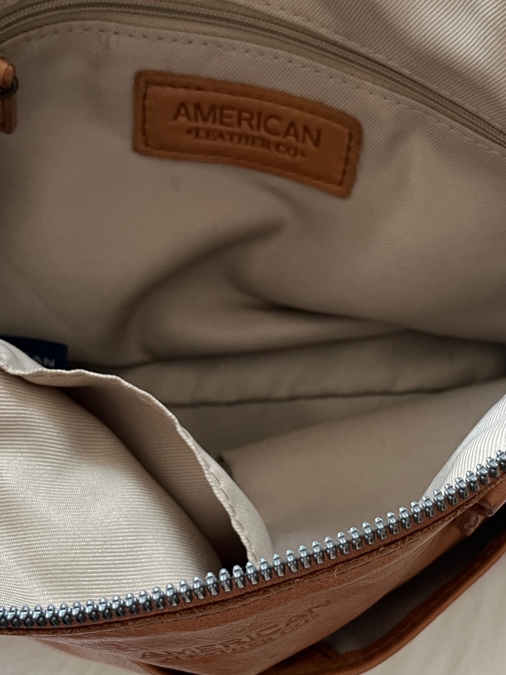American Leather Co Tan Leather Crossbody Bag with Adjustable Strap Sz 7x9x4 - Picture 4 of 9